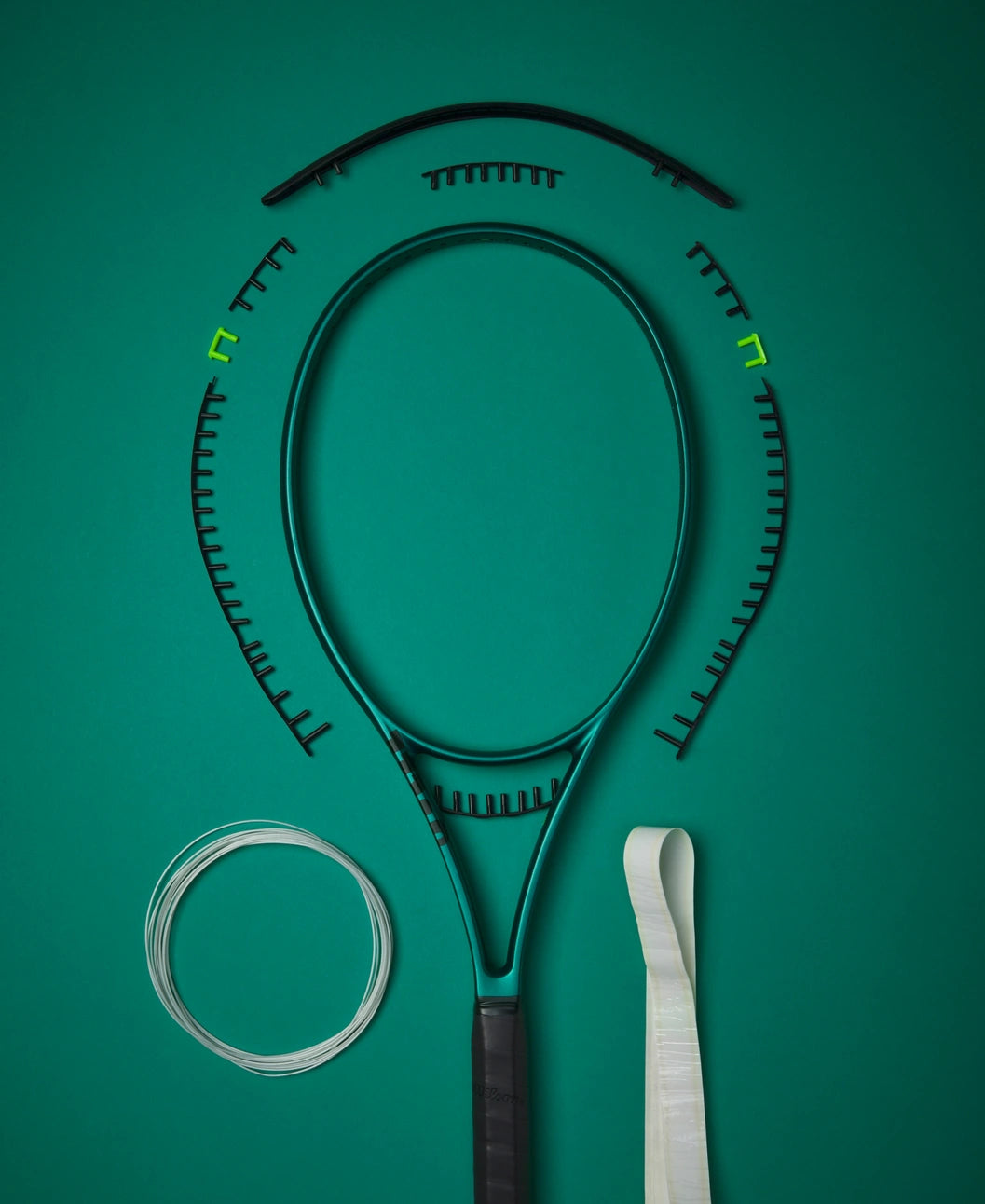 WILSON Blade 98 (16x19) Tennis Racket (V9)