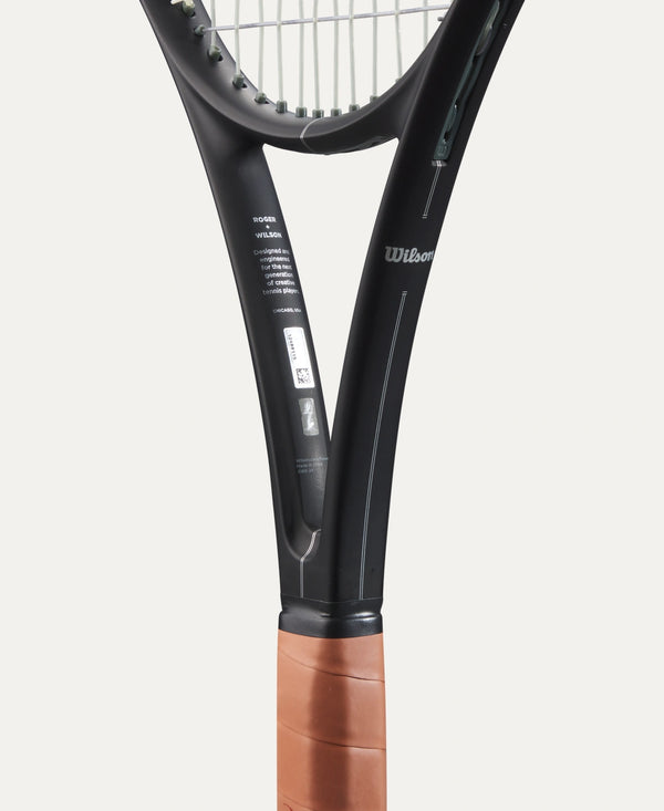 WILSON RF 01 Future Tennis Racket – image 2