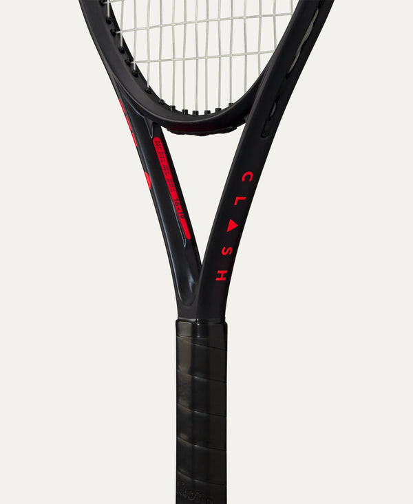 WILSON Clash 26 Junior Tennis Racket – image 3